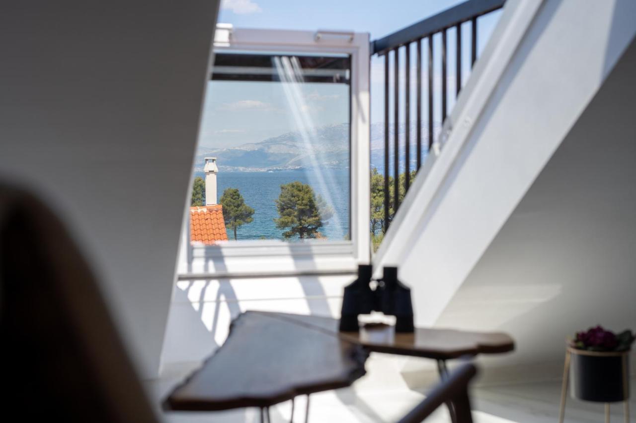 Villa Mista Sutivan Bagian luar foto