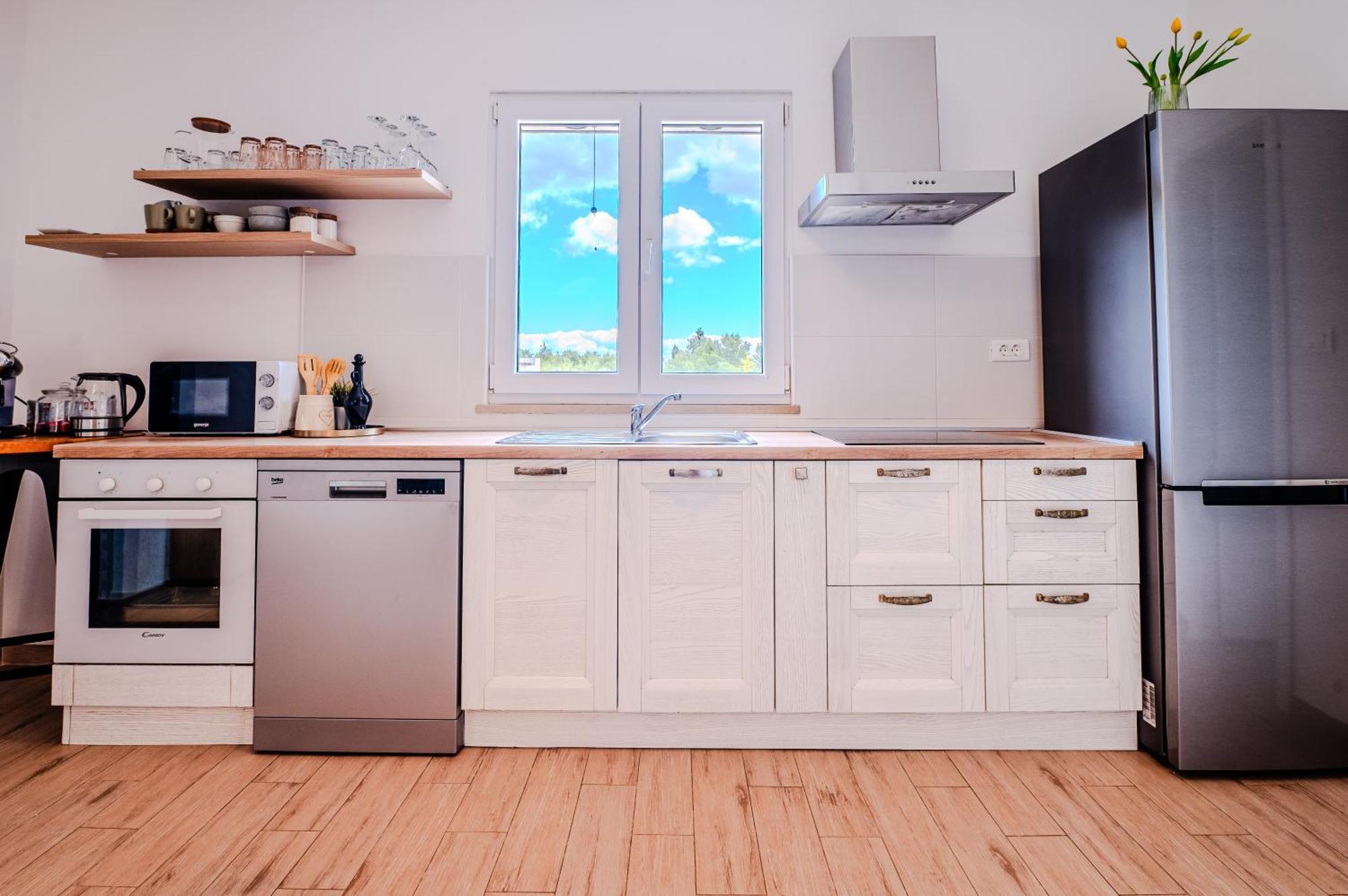 Villa Mista Sutivan Bagian luar foto